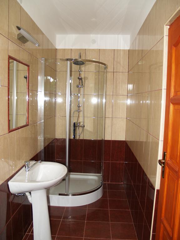 Liliom Apartman Gyula Exterior foto
